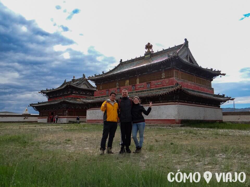 En un monasterio, uno de los lugares de Mongolia para conocer