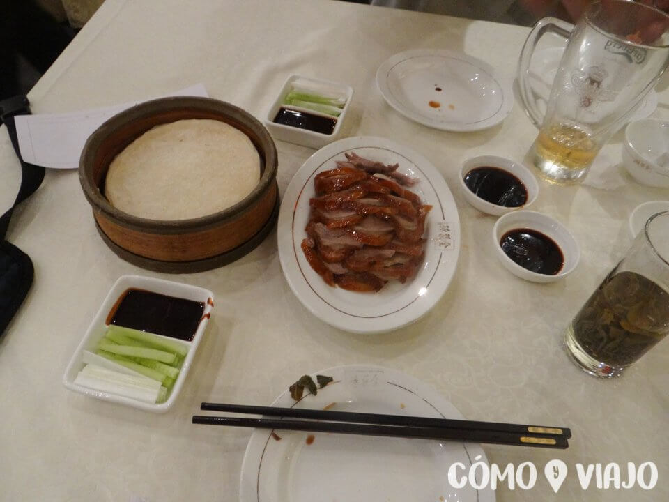 Pato pekinés servido en Pekín